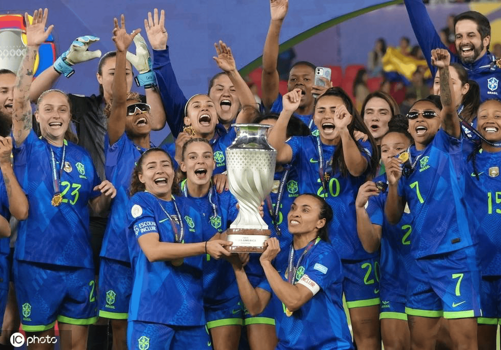 球星爆发！美洲杯赛场再现神级操作的简单介绍