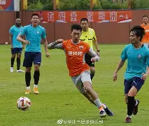 即时盘口选手爆冷获胜，专家预测失准