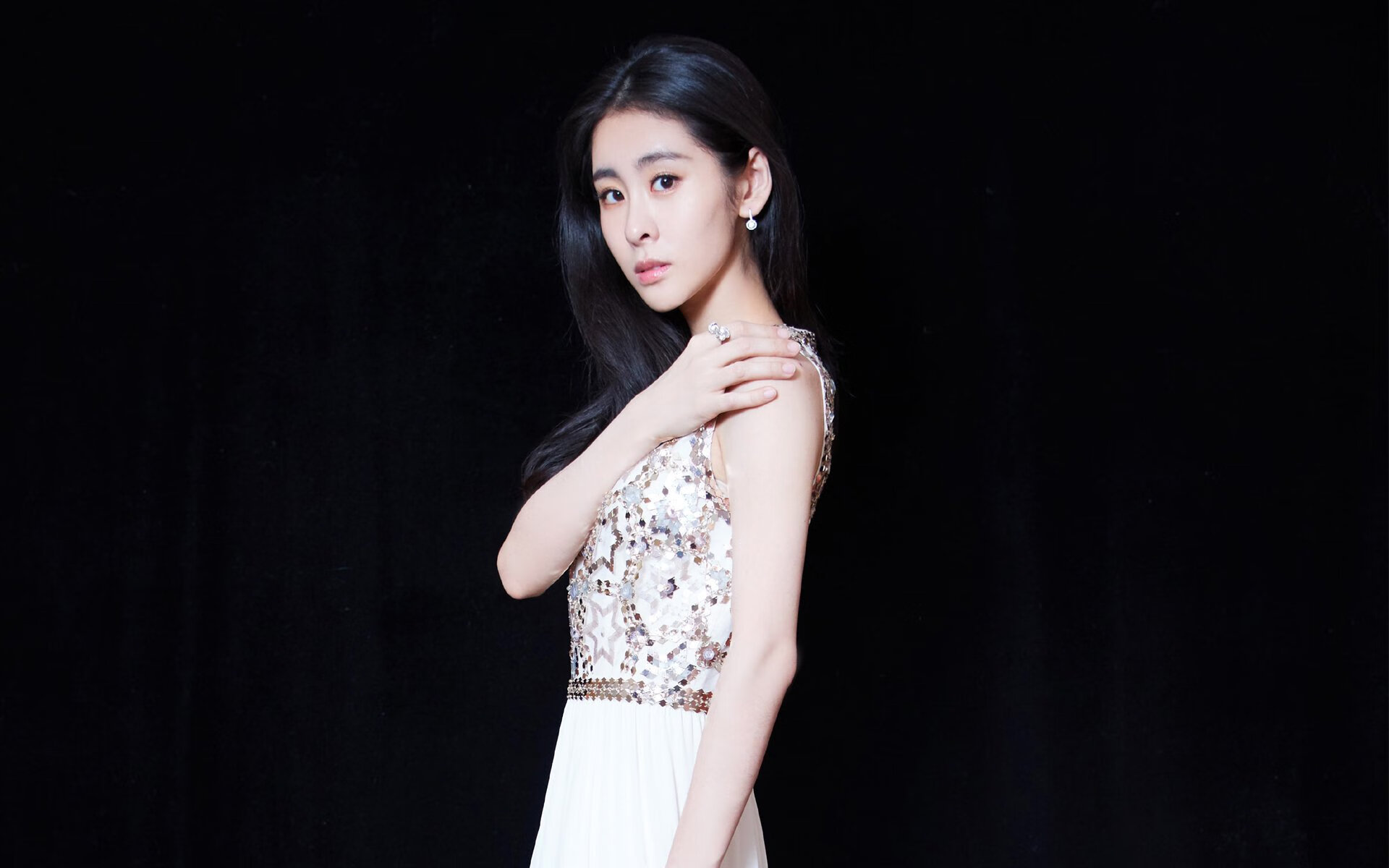 从替补席到荣耀之巅,当弗拉霍维奇的黄金左脚定义国家德比