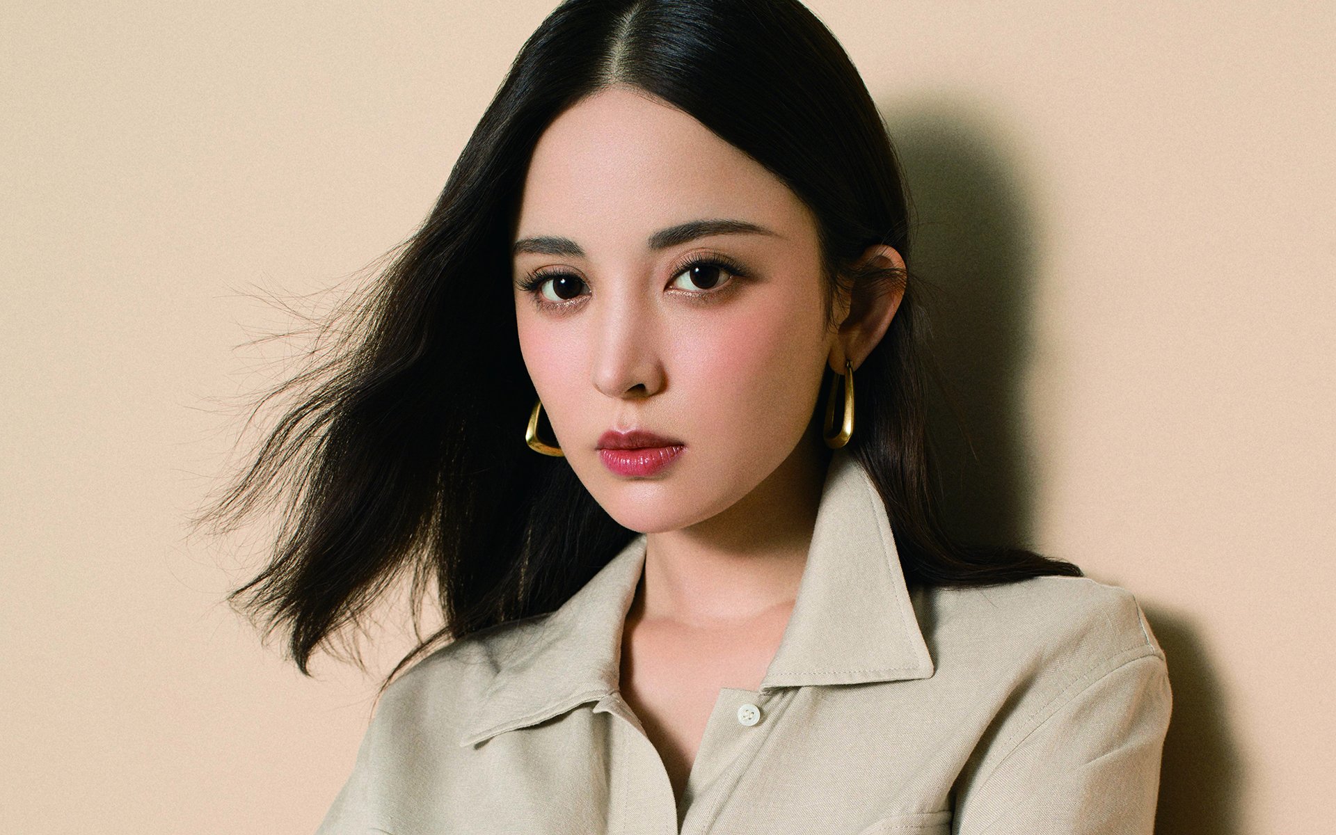 南美风暴席卷柏林,当德甲争冠夜遇上哥伦比亚斩落突尼斯